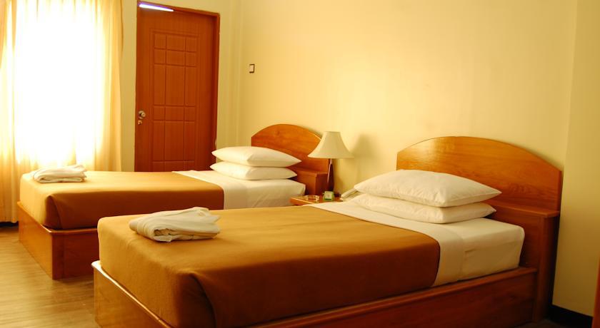 Hotel Mingalar Thiri 4*