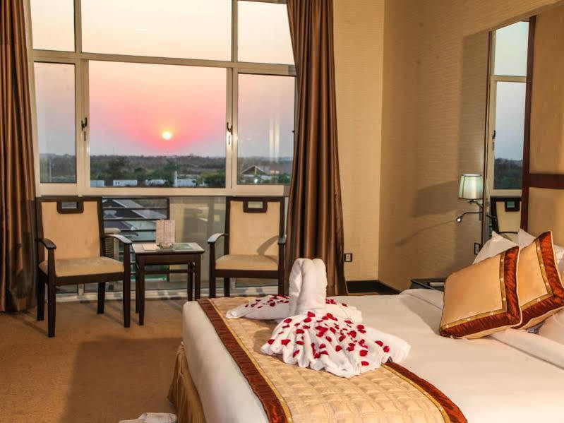 Mingalar Thiri Hotel Naypyidaw